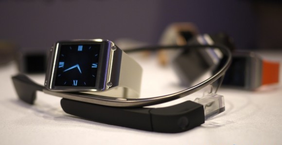 google_glass_samsung_galaxy_gear_sg_1-580x329