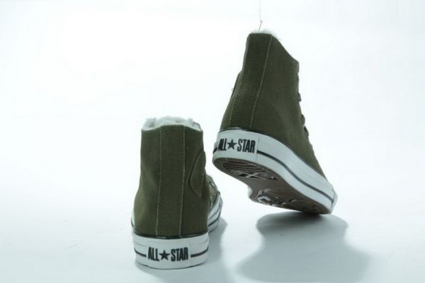 Vert militaire