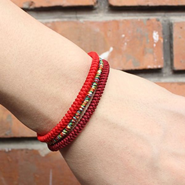 Tout savoir sur le bracelet tibétain porte-bonheur